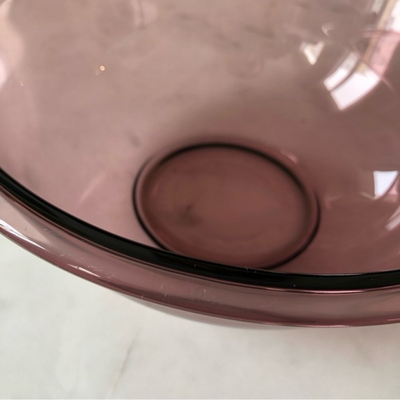 Pyrex 2.5 L Cranberry glass mixing  bowl model 325 - Picture 6 of 9